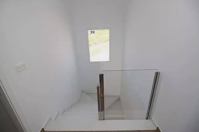 4 bedroom Villa for sale in Pinoso with pool garage - € 375,000 (Ref: 8096721)