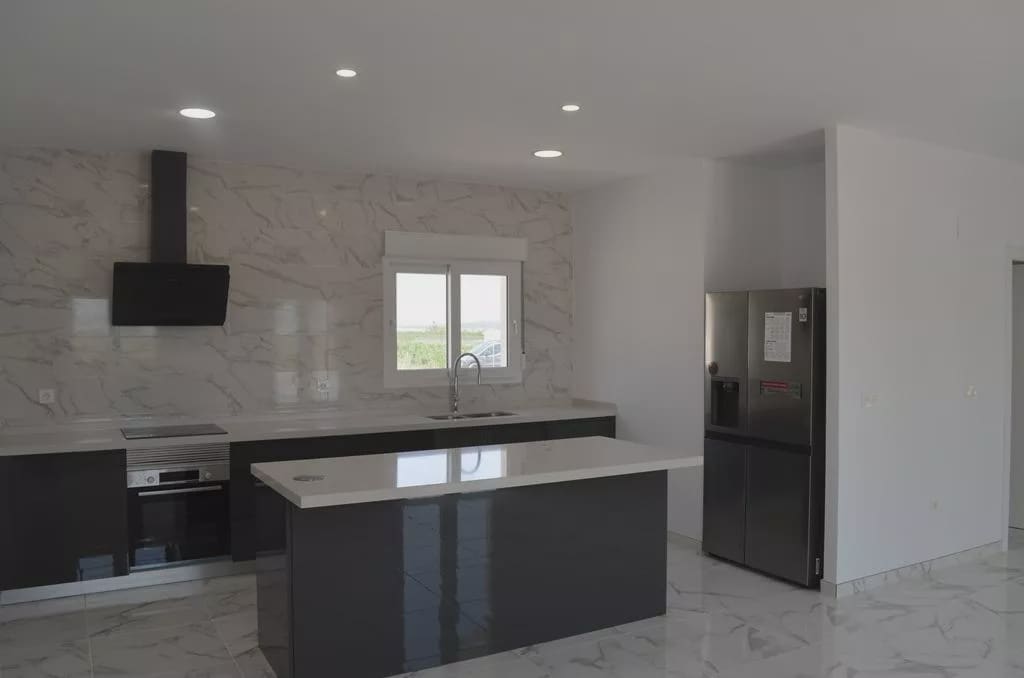 4 bedroom Villa for sale in Pinoso with pool garage - € 505,000 (Ref: 8096724)