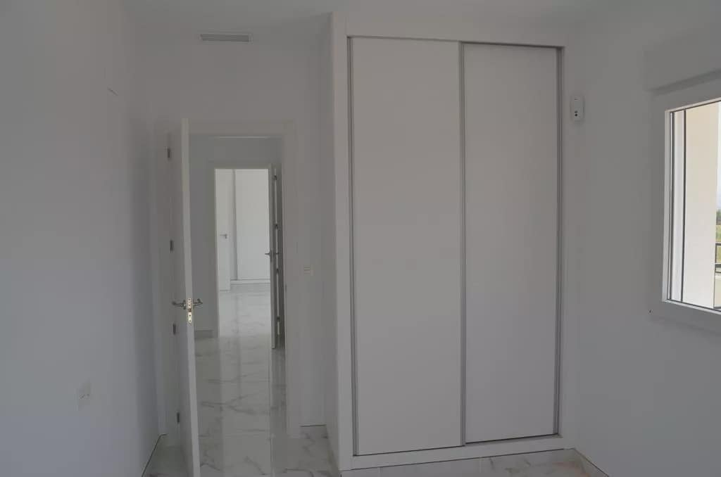4 bedroom Villa for sale in Pinoso with pool garage - € 505,000 (Ref: 8096724)