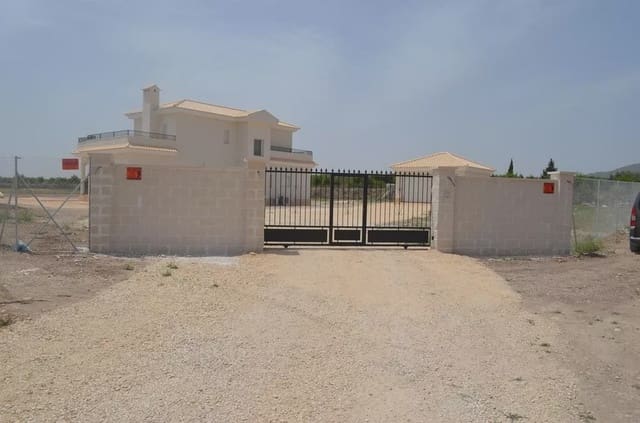 4 soveværelse Villa til salg i Pinoso med swimmingpool garage - € 505.000 (Ref: 8096724)