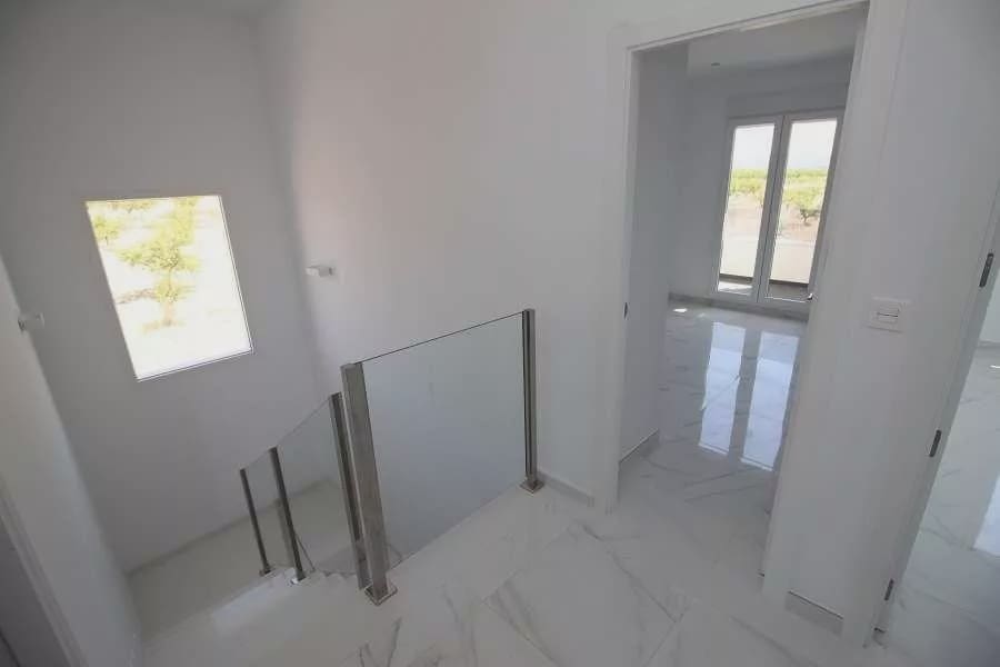 4 bedroom Villa for sale in Pinoso with pool garage - € 547,000 (Ref: 8096725)
