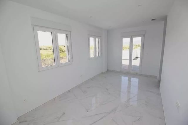 4 soveværelse Villa til salg i Pinoso med swimmingpool garage - € 547.000 (Ref: 8096725)