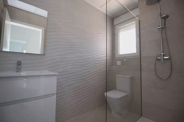 4 soveværelse Villa til salg i Pinoso med swimmingpool garage - € 547.000 (Ref: 8096725)