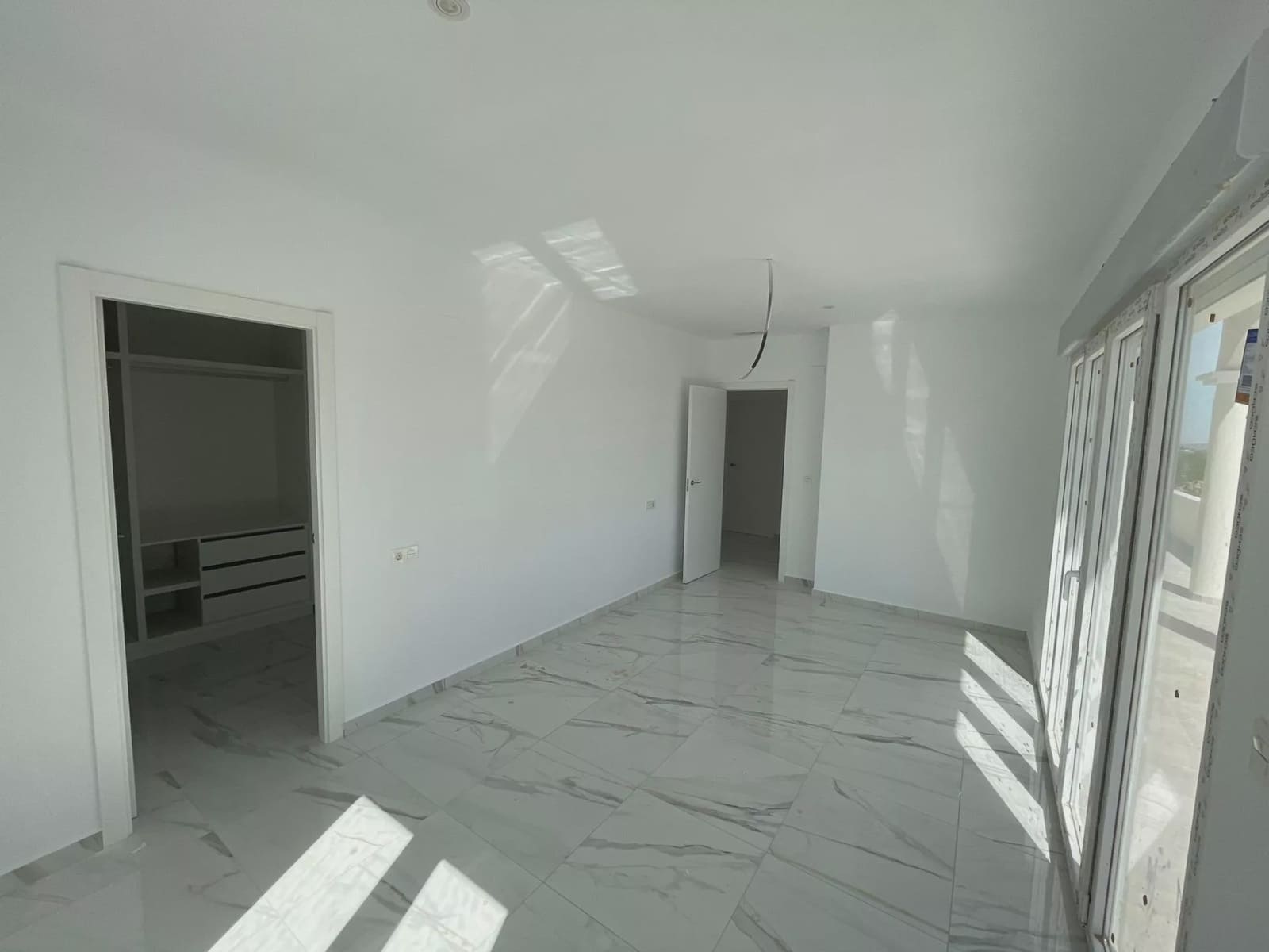 6 bedroom Villa for sale in Pinoso with pool garage - € 611,000 (Ref: 8096726)