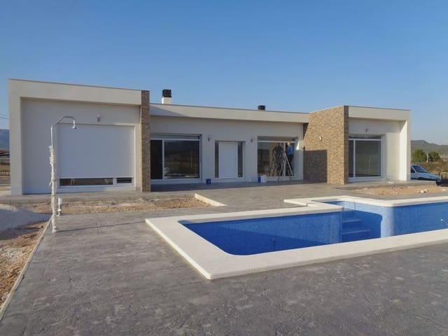 3 soverom Villa til salgs i Pinoso med svømmebasseng garasje - € 398 000 (Ref: 8096727)