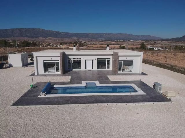 3 soverom Villa til salgs i Pinoso med svømmebasseng garasje - € 398 000 (Ref: 8096727)