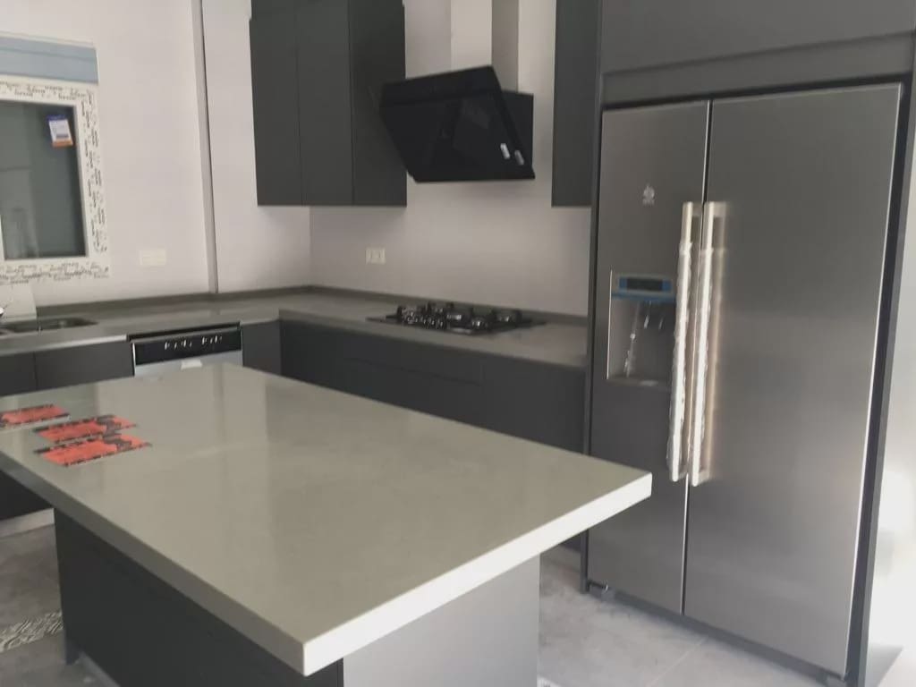 3 soverom Villa til salgs i Pinoso med svømmebasseng garasje - € 398 000 (Ref: 8096727)