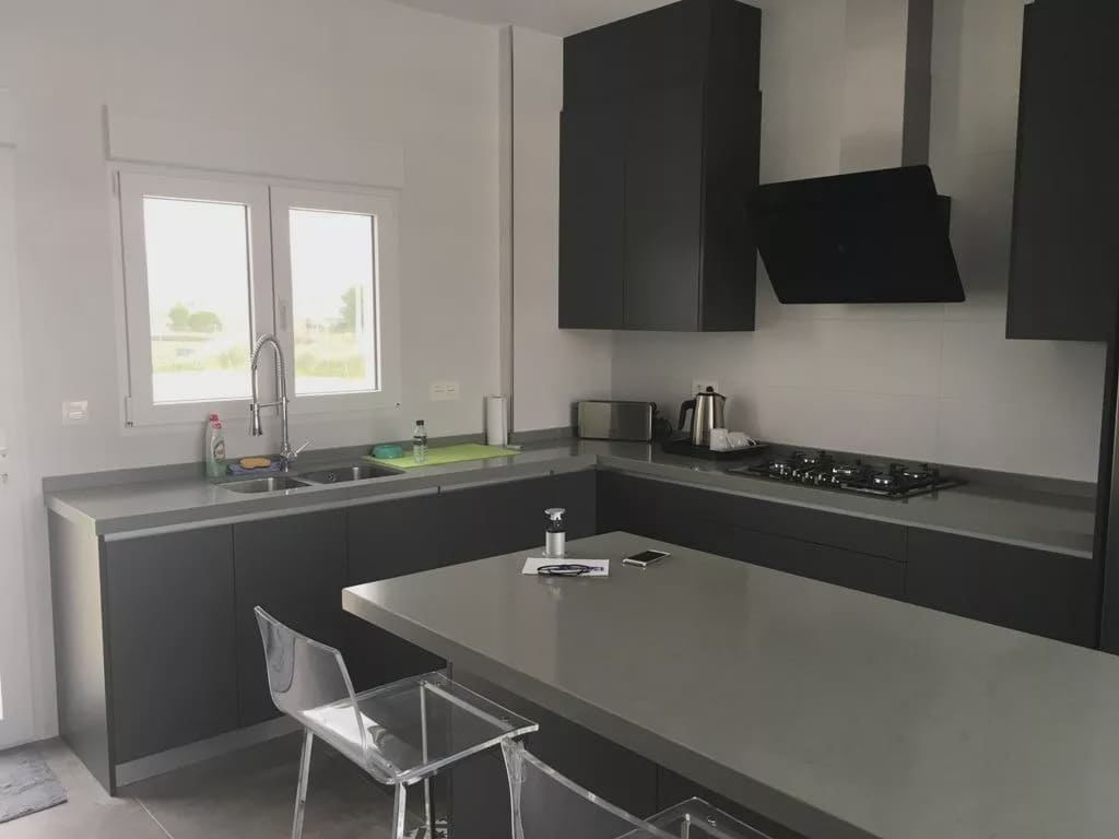 3 soverom Villa til salgs i Pinoso med svømmebasseng garasje - € 398 000 (Ref: 8096727)