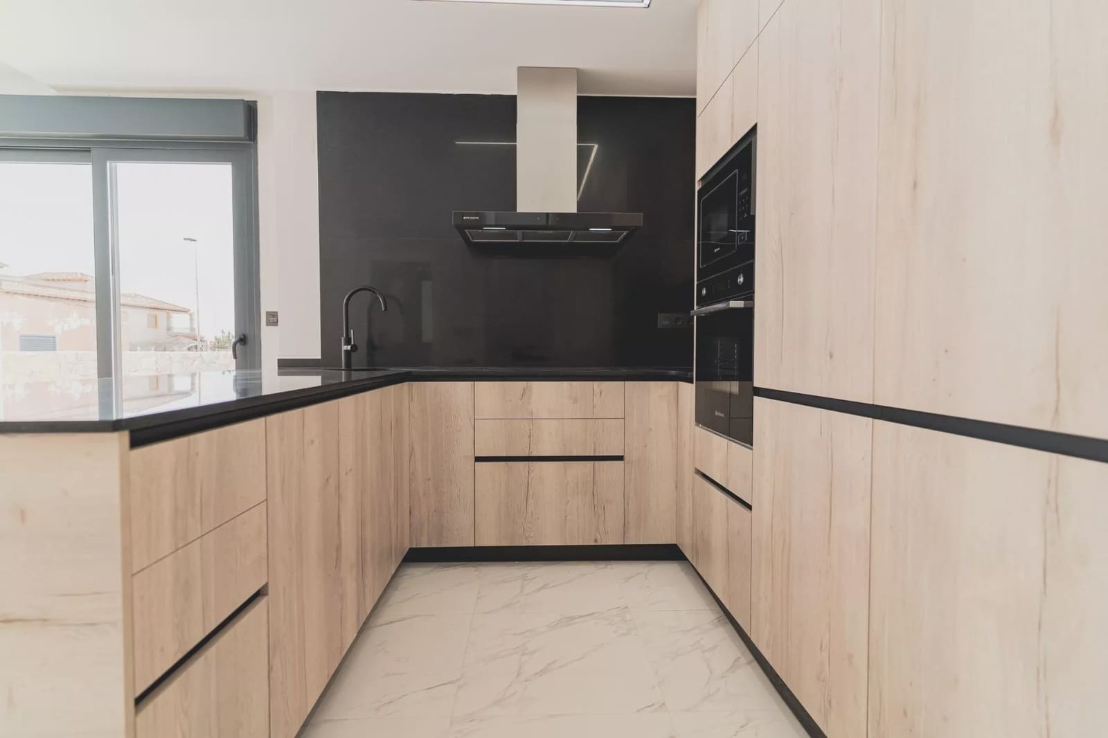4 soverom Villa til salgs i Orihuela Costa med svømmebasseng garasje - € 699 900 (Ref: 8260876)