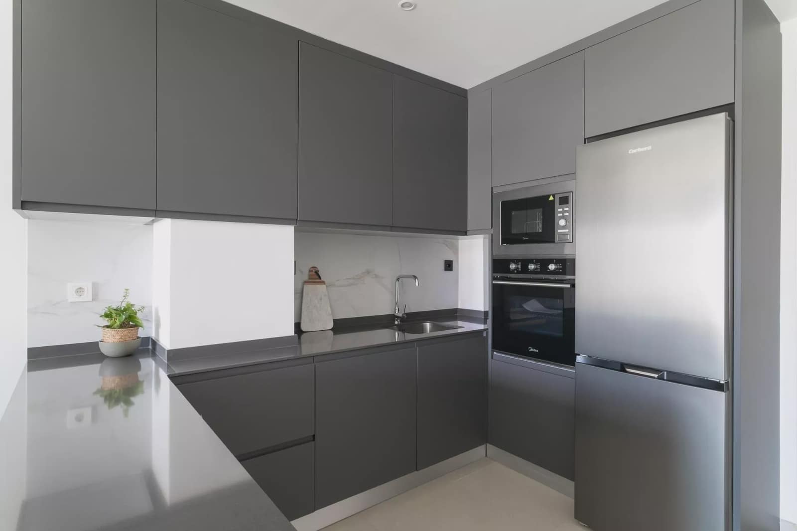 2 soveværelse Penthouse til salg i Torrevieja med swimmingpool garage - € 305.000 (Ref: 8263086)