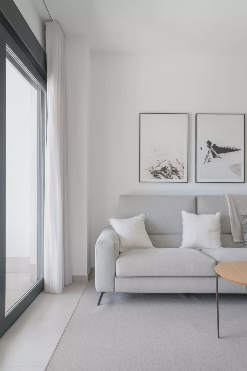 3 soverom Penthouse til salgs i Torrevieja med svømmebasseng garasje - € 540 000 (Ref: 8263087)