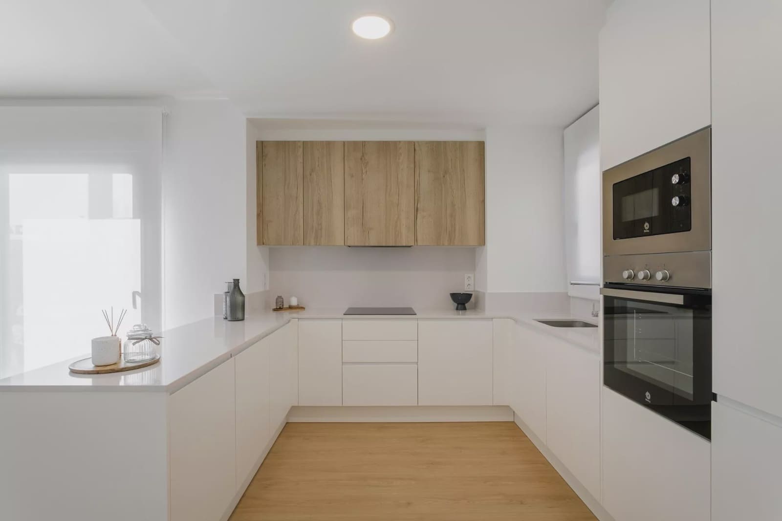 3 soverom Penthouse til salgs i Torrevieja med svømmebasseng garasje - € 540 000 (Ref: 8263087)