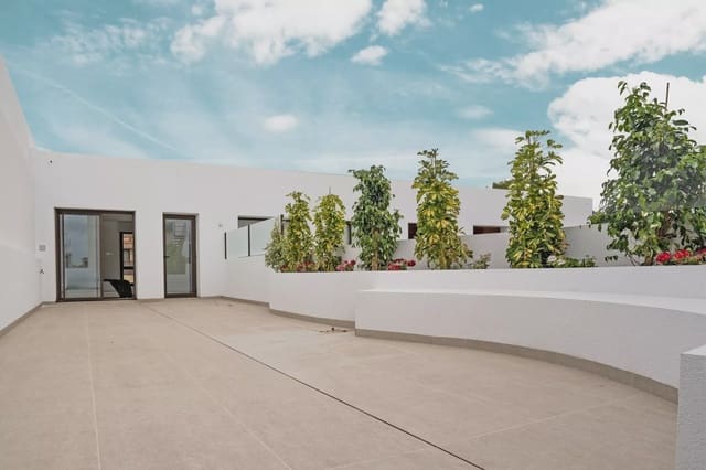 Chalet de 4 habitaciones en Almoradí en venta con garaje - 439.000 € (Ref: 8263088)