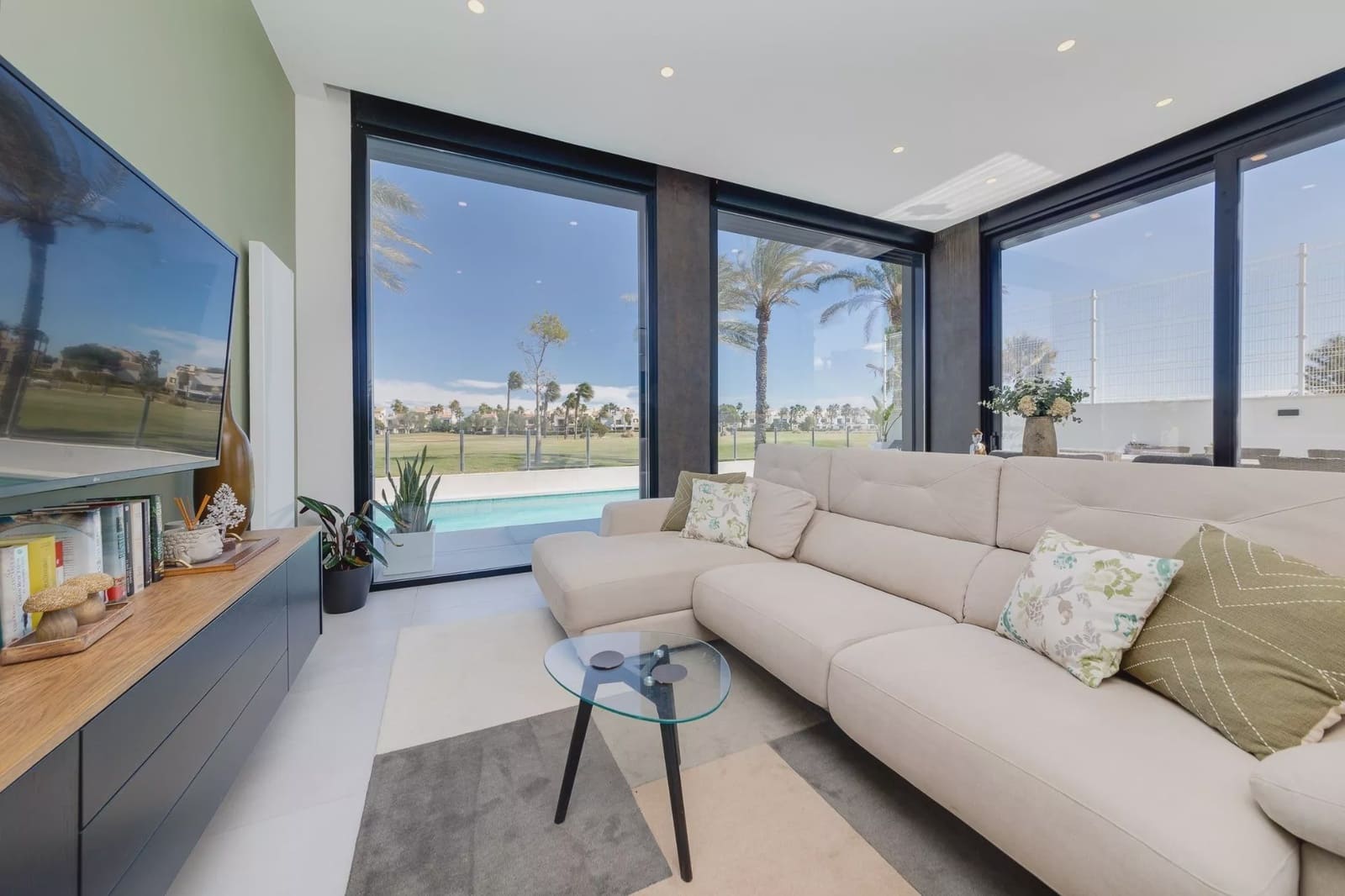 3 soveværelse Villa til salg i Pilar de la Horadada med swimmingpool garage - € 594.000 (Ref: 8301215)