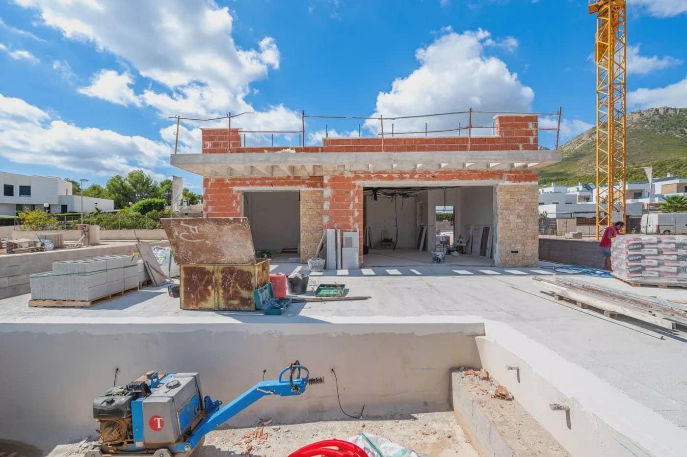 4 bedroom Villa for sale in Polop with garage - € 638,650 (Ref: 9086664)