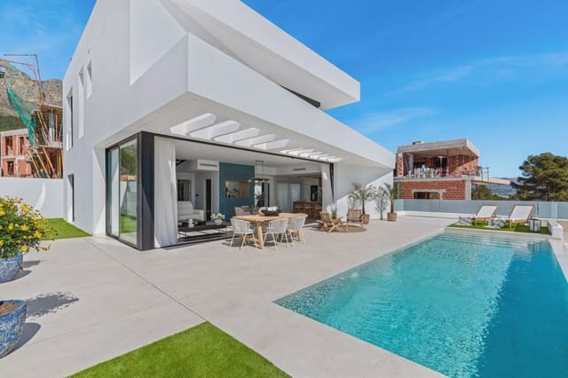 3 soveværelse Villa til salg i Polop med swimmingpool garage - € 755.000 (Ref: 9086704)