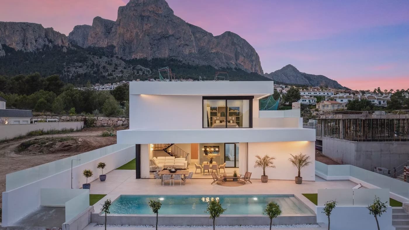 3 Zimmer Villa zu verkaufen in Polop mit Pool Garage - 755.000 € (Ref: 9086704)