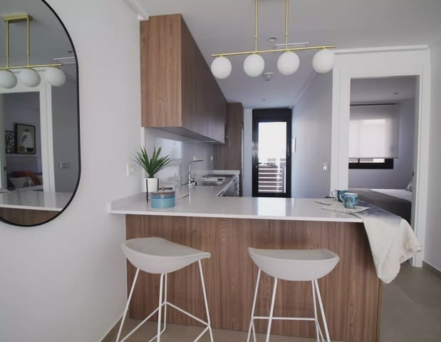 3 soveværelse Semi-Rækkehus til salg i Pilar de la Horadada ciudad, Pilar de la Horadada med swimmingpool garage - € 354.900 (Ref: 9086726)