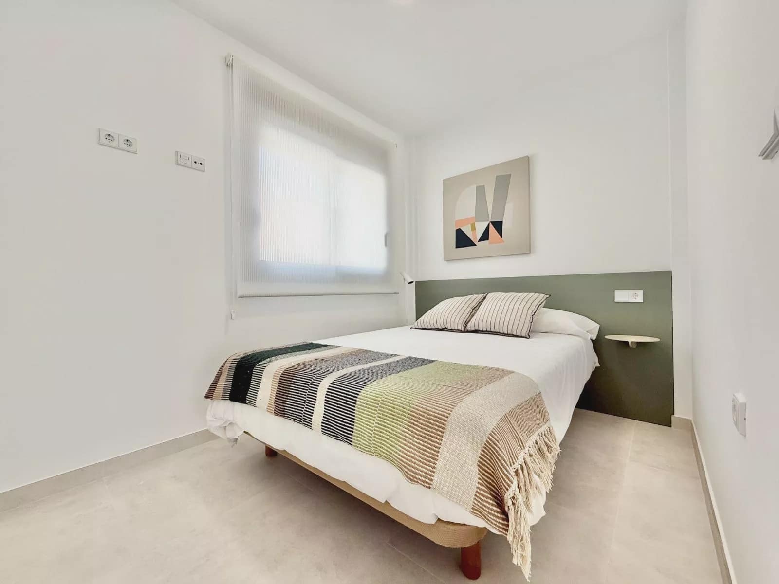 3 soverom Hus til salgs i Cox med svømmebasseng garasje - € 240 000 (Ref: 9086772)