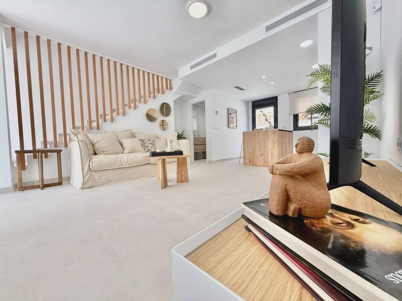 2 soveværelse Byhus til salg i Cox med swimmingpool garage - € 227.000 (Ref: 9086773)
