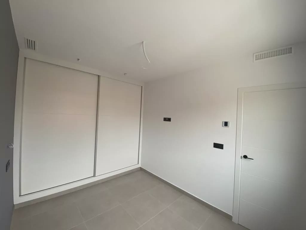 3 bedroom Villa for sale in Los Alcazares with pool garage - € 419,900 (Ref: 9086800)