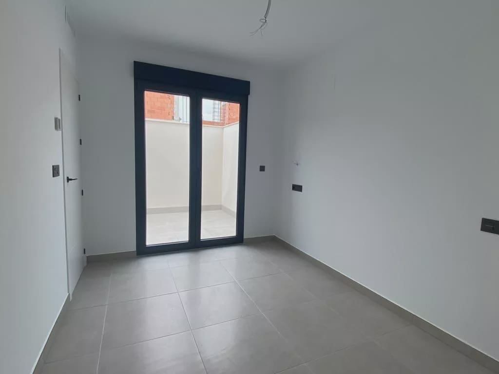 3 bedroom Villa for sale in Los Alcazares with pool garage - € 419,900 (Ref: 9086800)