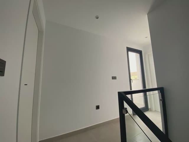 3 slaapkamer Villa te koop in Las Lomas de Rame - Bahía Bella, Los Alcázares met zwembad garage - € 419.900 (Ref: 9086800)