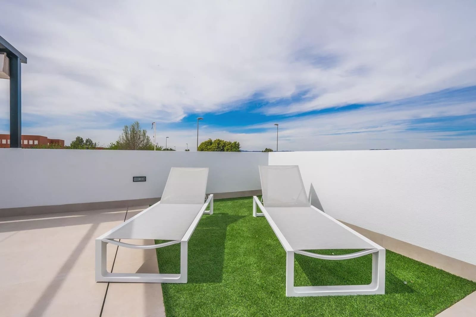 3 soverom Villa til salgs i Roldan med svømmebasseng garasje - € 379 950 (Ref: 9086814)