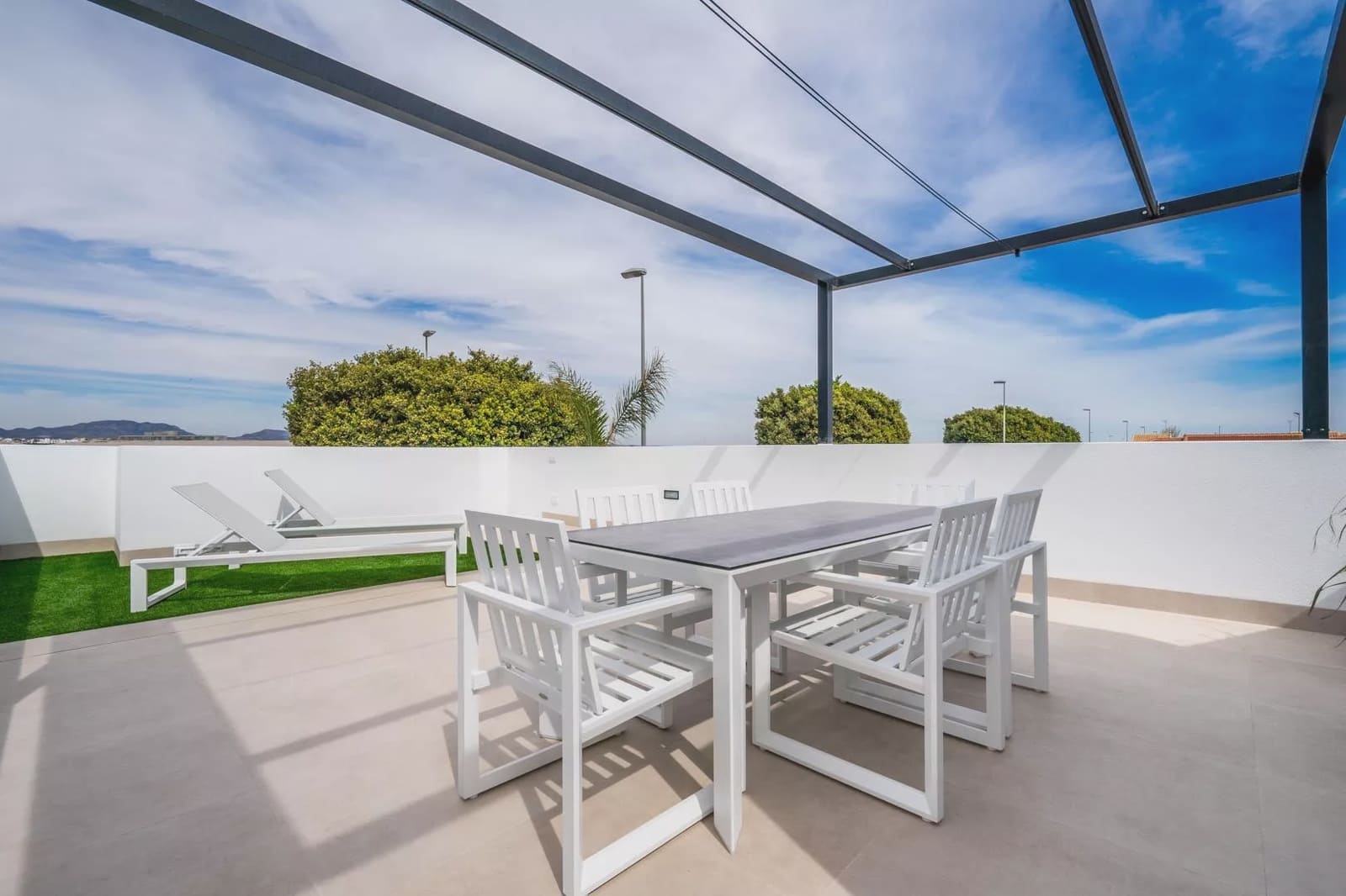 3 soverom Villa til salgs i Roldan med svømmebasseng garasje - € 379 950 (Ref: 9086814)