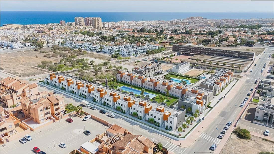 2 soveværelse Lejlighed til salg i Torrevieja med swimmingpool garage - € 270.900 (Ref: 9086892)
