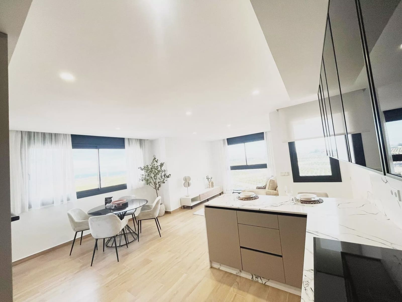 3 slaapkamer Villa te koop in Algorfa met zwembad garage - € 473.000 (Ref: 9086905)