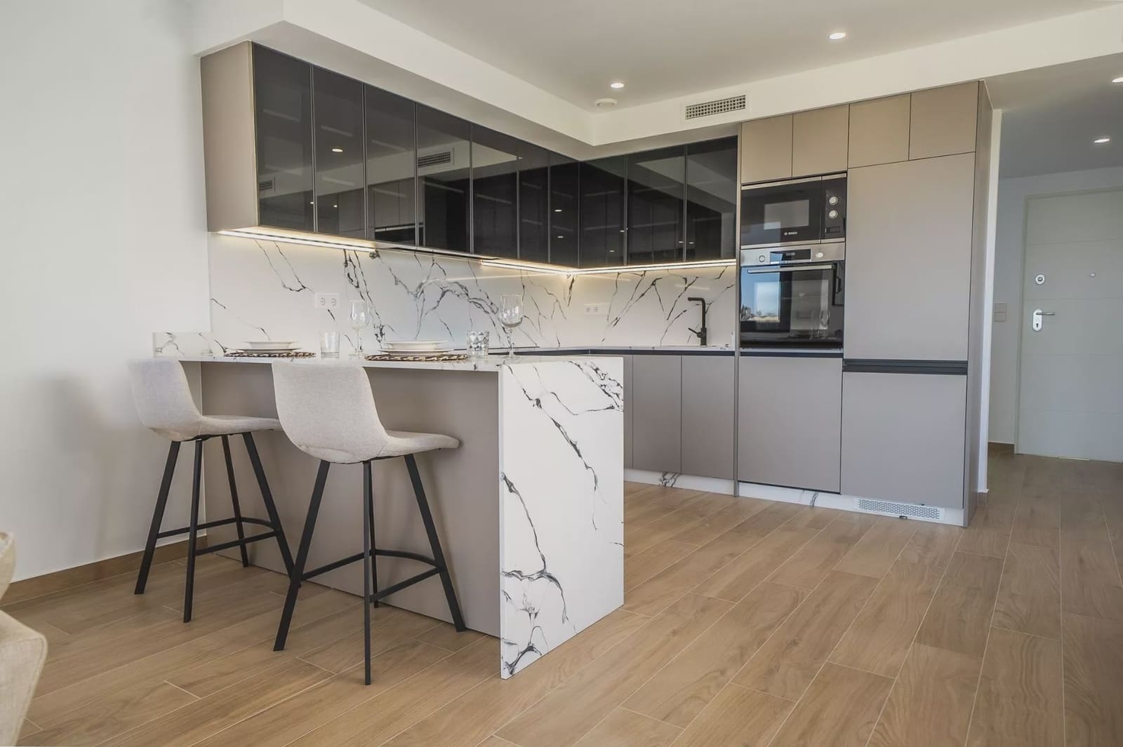 3 slaapkamer Villa te koop in Algorfa met zwembad garage - € 528.000 (Ref: 9086906)