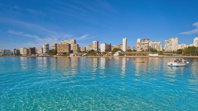 Pareado de 3 habitaciones en Els Poblets en venta con garaje - 415.000 € (Ref: 9086944)