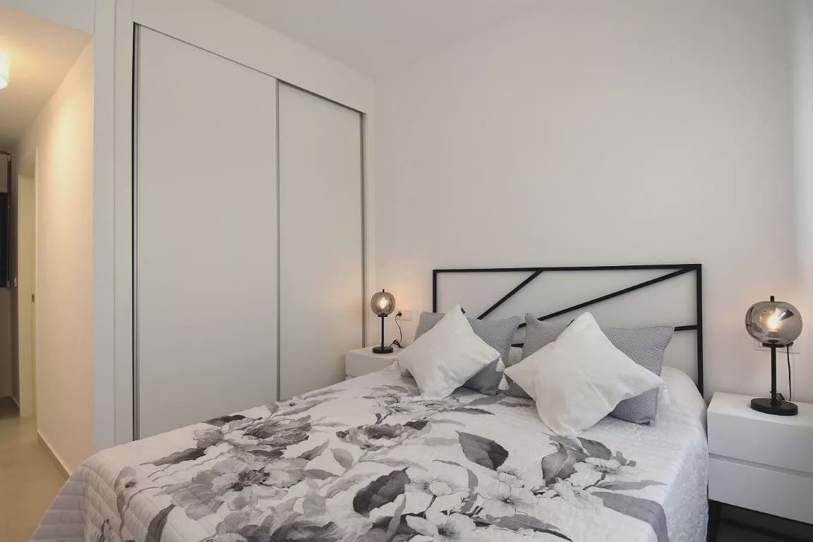 2 soveværelse Lejlighed til salg i San Miguel de Salinas med swimmingpool garage - € 245.000 (Ref: 9086955)