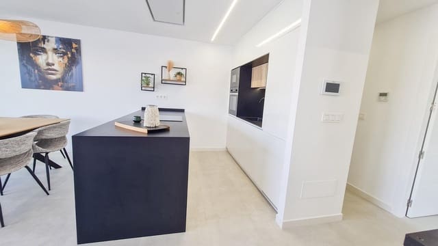 3 sypialnia Willa na sprzedaż w San Pedro del Pinatar ciudad, San Pedro del Pinatar z basenem garażem - 439 000 € (Ref: 9086996)