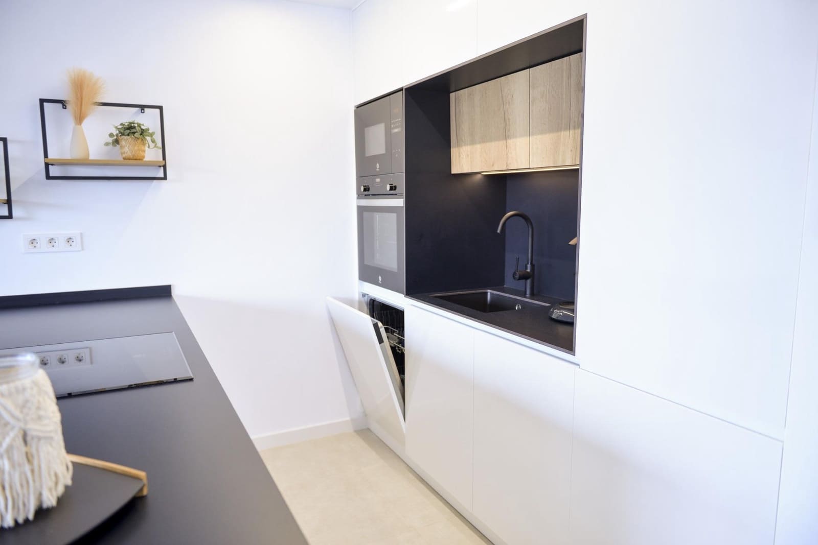 3 bedroom Villa for sale in San Pedro del Pinatar with pool garage - € 445,000 (Ref: 9086996)