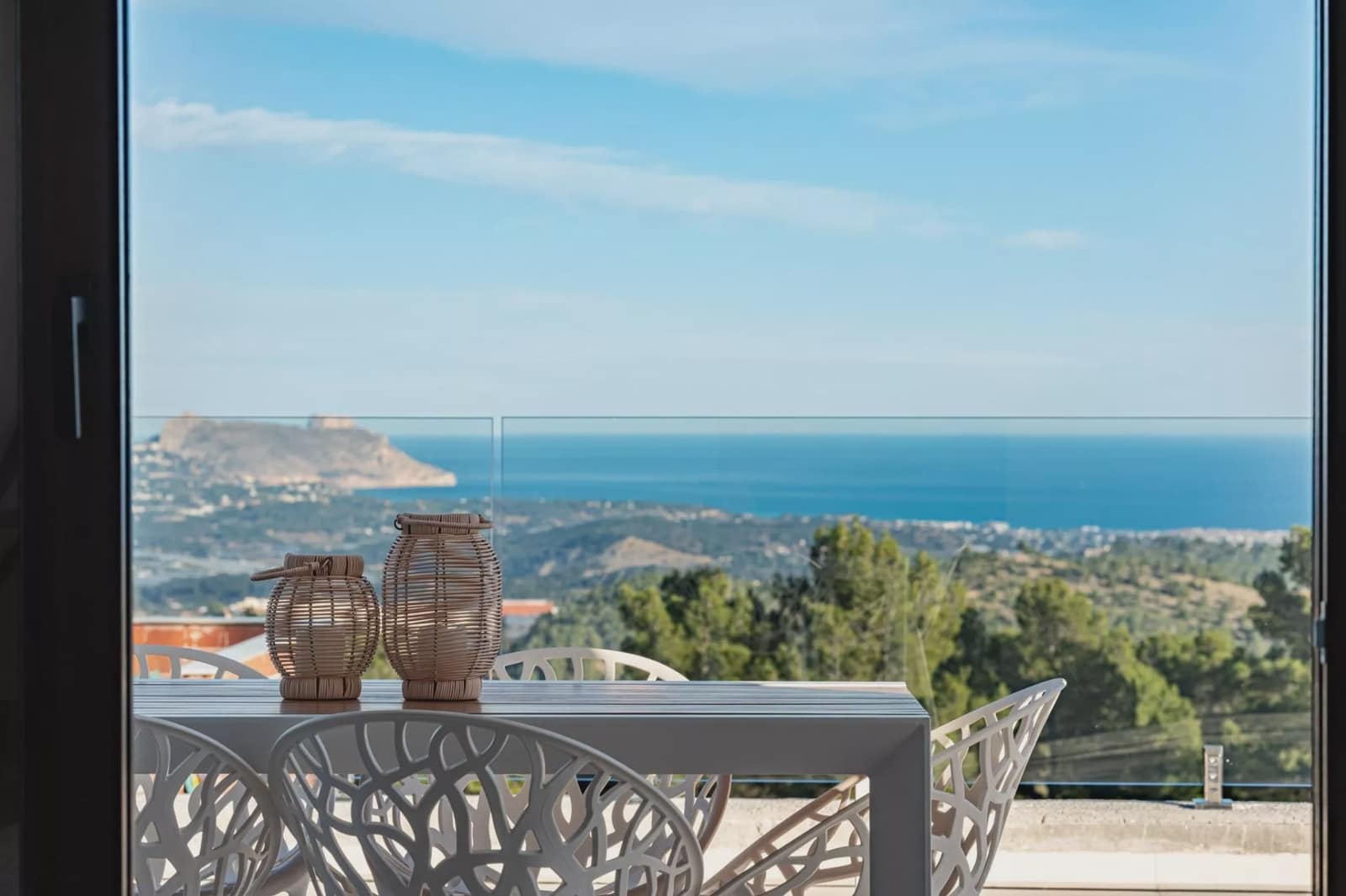 3 bedroom Villa for sale in Polop with pool garage - € 659,000 (Ref: 9087007)