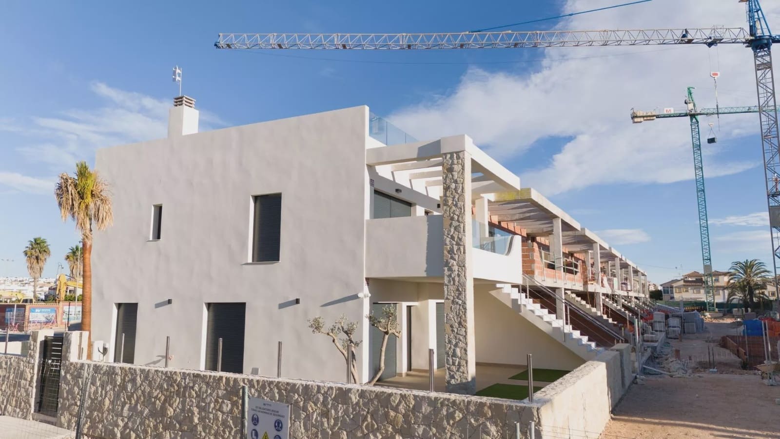 3 chambre Bungalow à vendre à Pilar de la Horadada avec piscine garage - 355 000 € (Ref: 9087021)