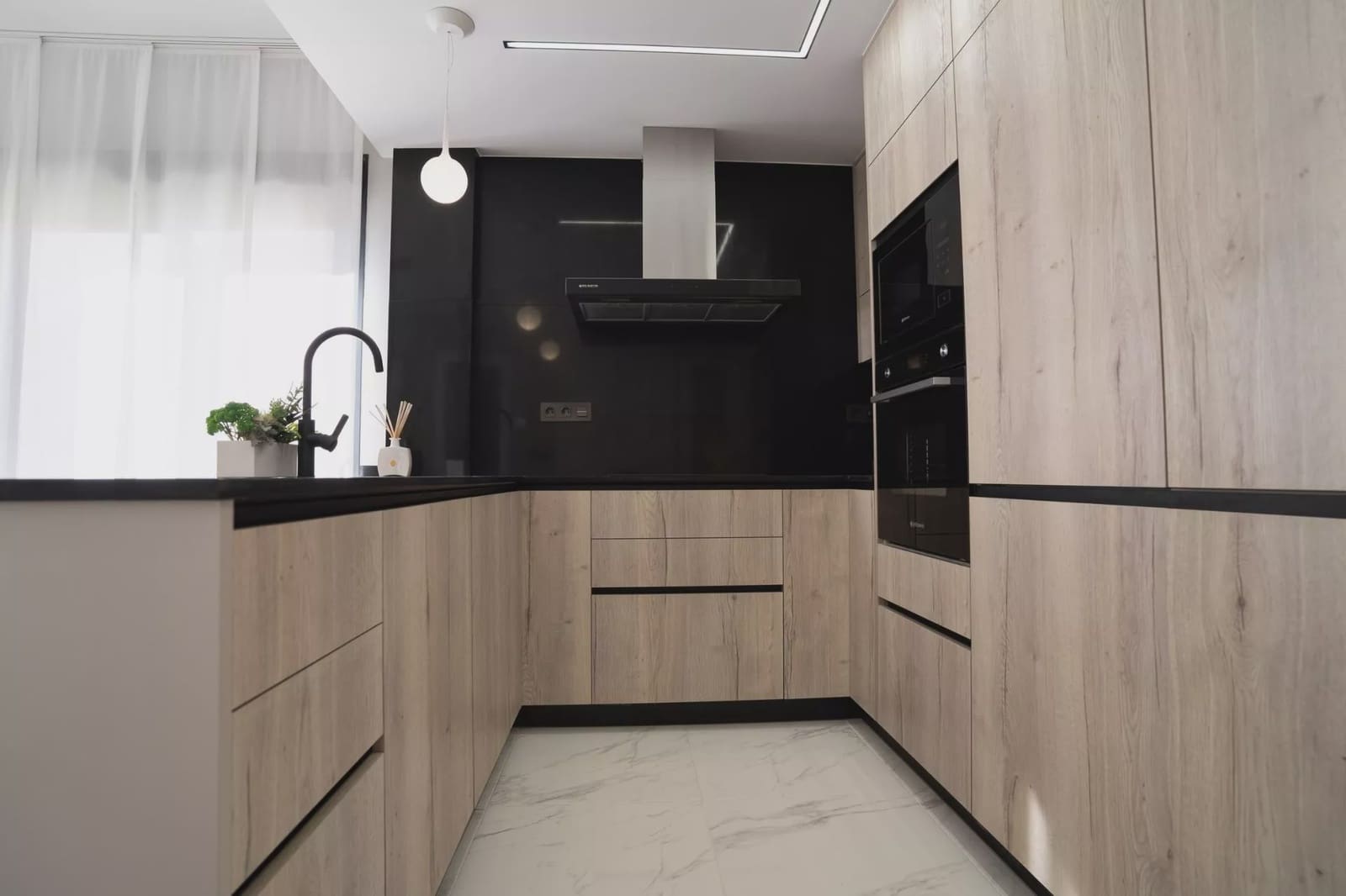 3 chambre Bungalow à vendre à Pilar de la Horadada avec piscine garage - 355 000 € (Ref: 9087021)