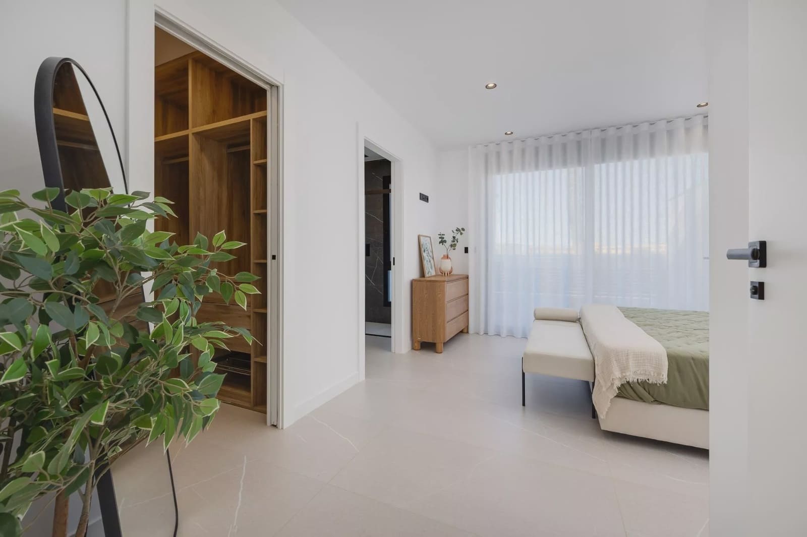 3 slaapkamer Villa te koop in Torrevieja met zwembad garage - € 585.000 (Ref: 9087023)