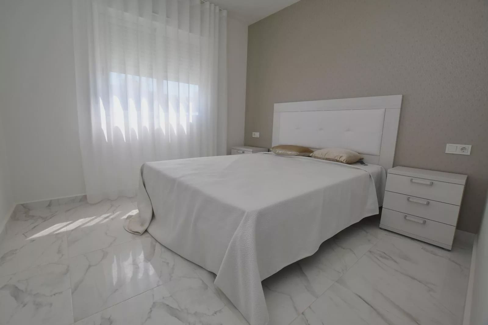 2 sypialnia Bungalow na sprzedaż w San Miguel de Salinas z basenem garażem - 243 800 € (Ref: 9184659)