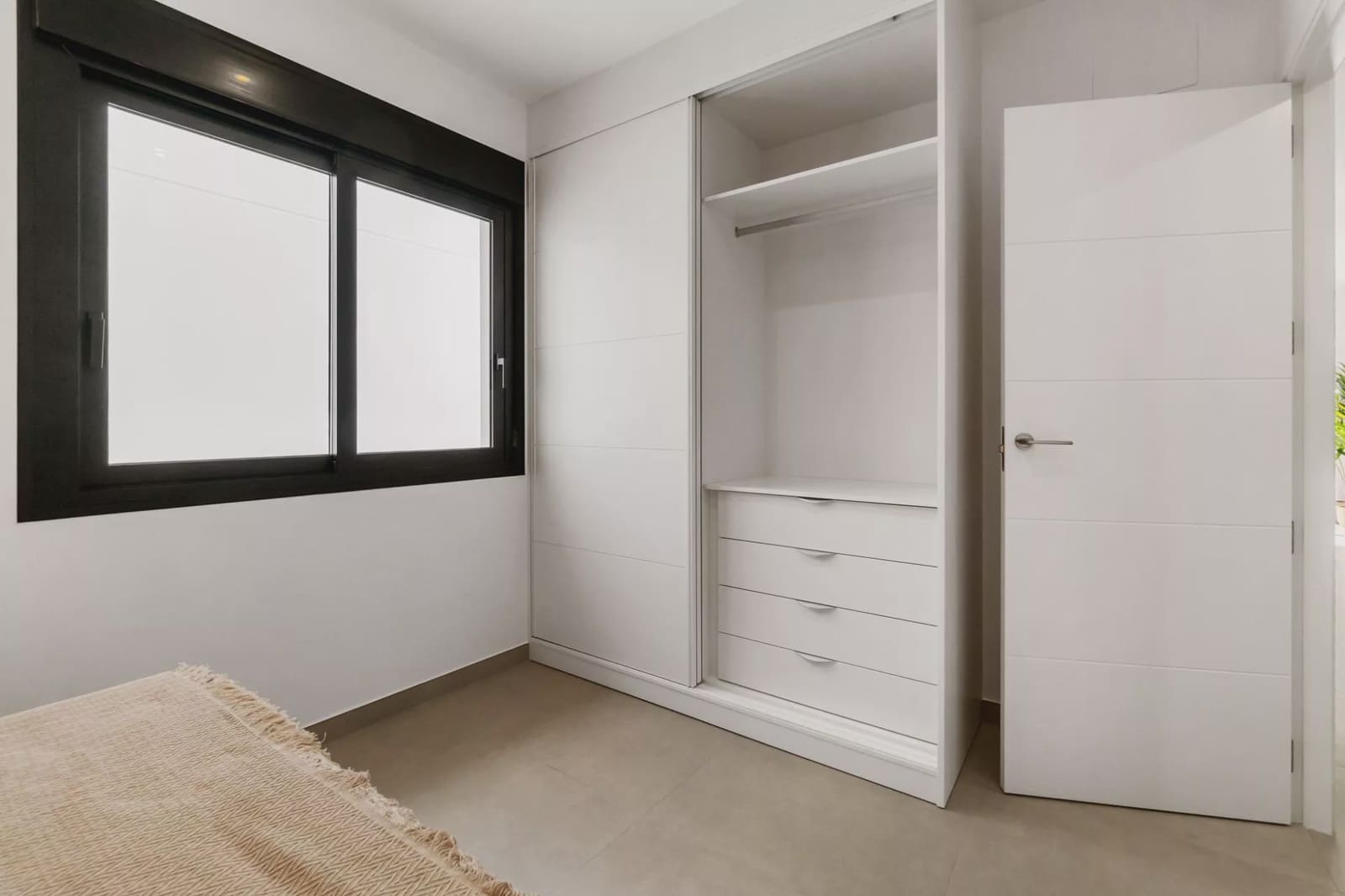 3 soveværelse Semi-Rækkehus til salg i San Pedro del Pinatar med swimmingpool garage - € 380.000 (Ref: 9261861)