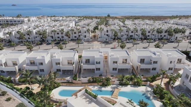 2 soveværelse Villa til salg i San Juan de los Terreros, Pulpí med swimmingpool - € 434.900 (Ref: 9263733)