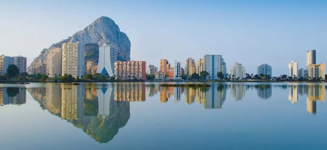 2 bedroom Apartment for sale in Calpe / Calp with pool garage - € 620,000 (Ref: 9274685)