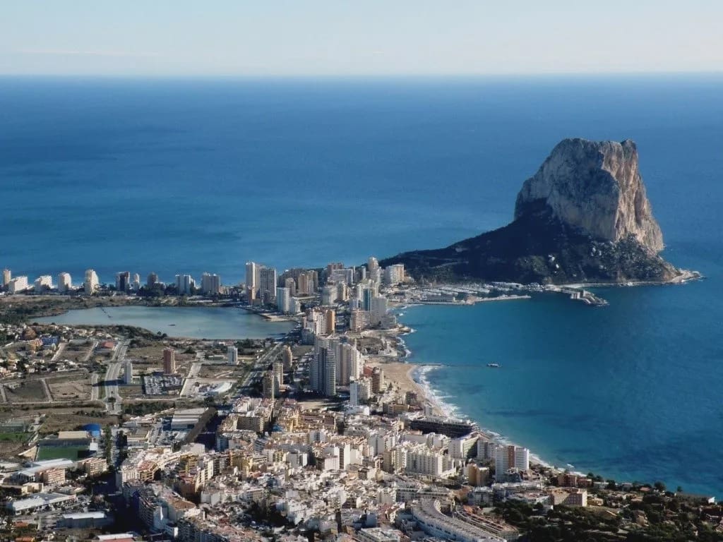 2 bedroom Apartment for sale in Calpe / Calp with pool garage - € 620,000 (Ref: 9274685)