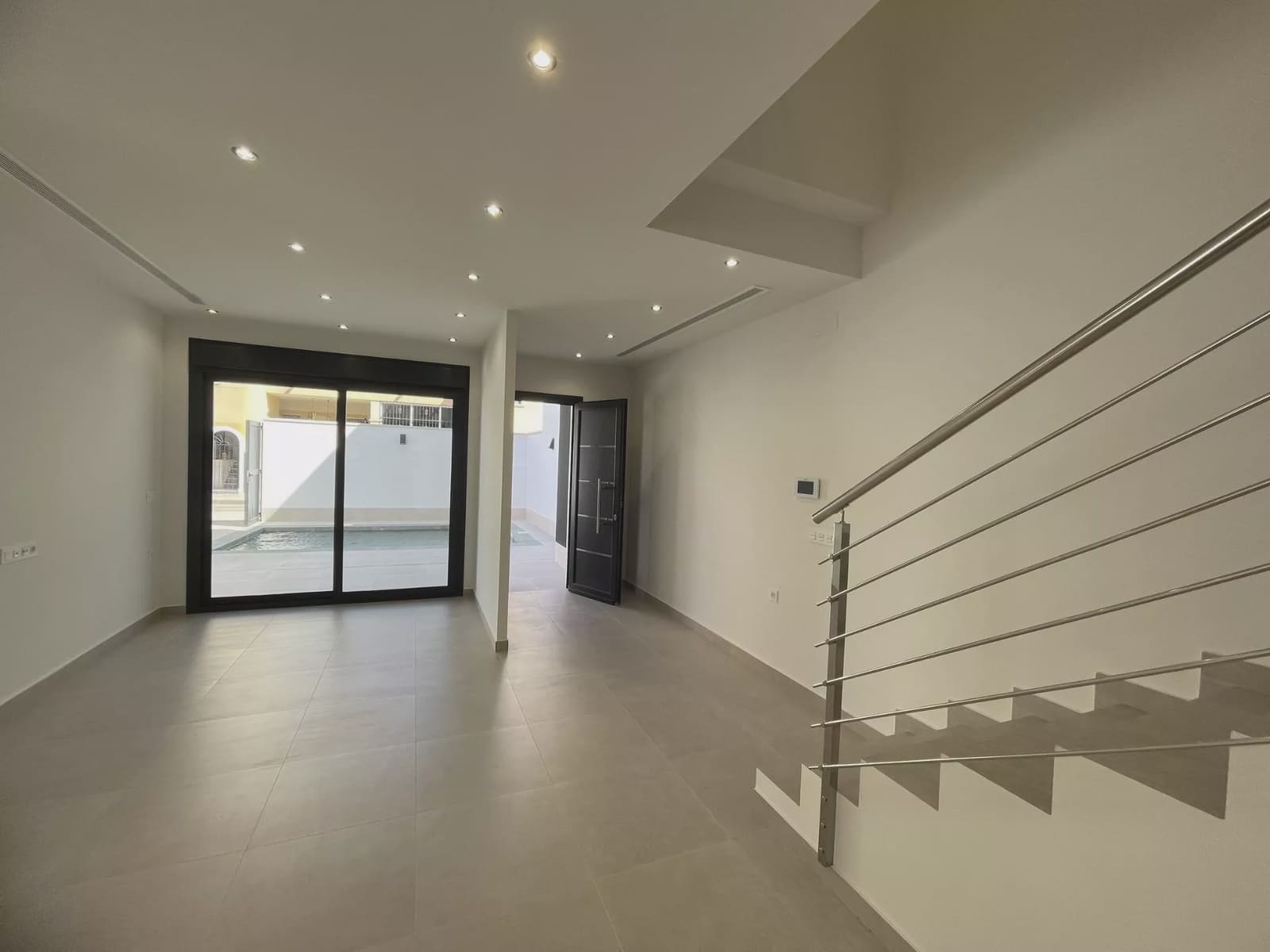 3 quarto Moradia para venda em Almoradi com piscina - 359 900 € (Ref: 9296340)