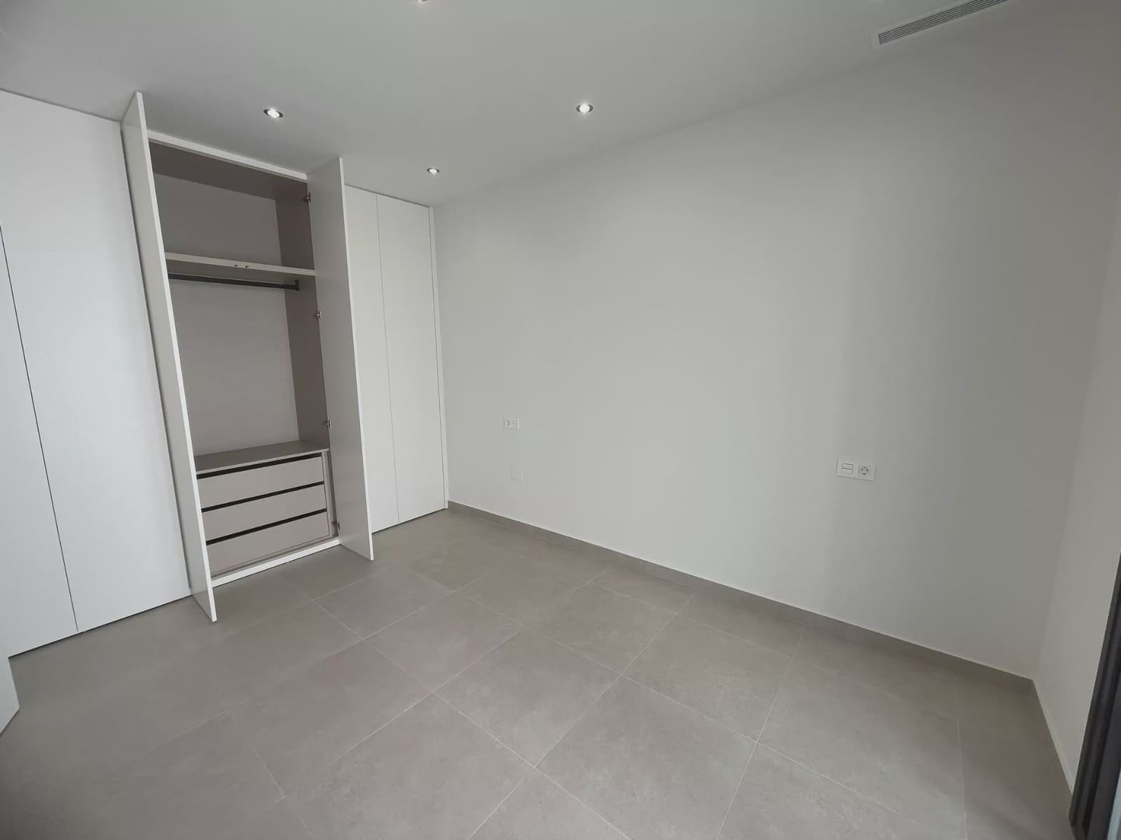 3 quarto Moradia para venda em Almoradi com piscina - 359 900 € (Ref: 9296340)