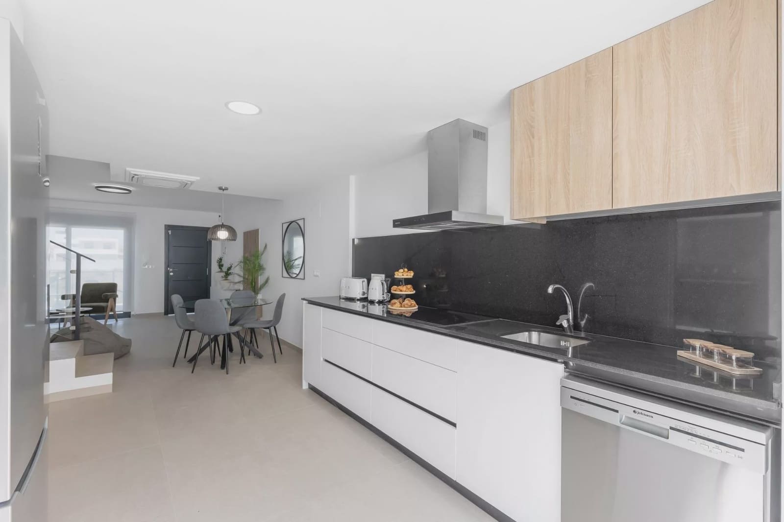 4 bedroom Townhouse for sale in Rafal with pool garage - € 269,000 (Ref: 9309281)