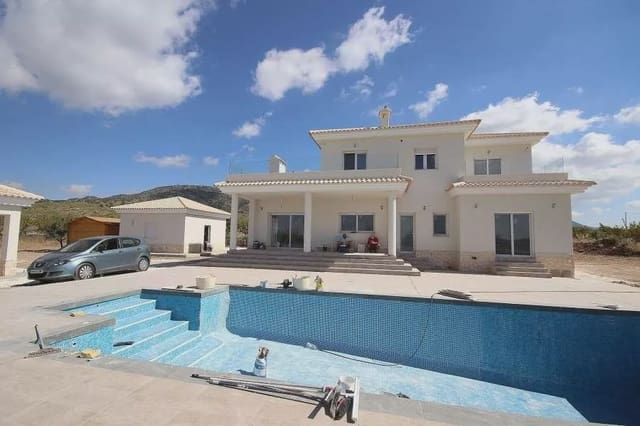4 soveværelse Villa til salg i Pinoso med swimmingpool - € 491.000 (Ref: 9415757)