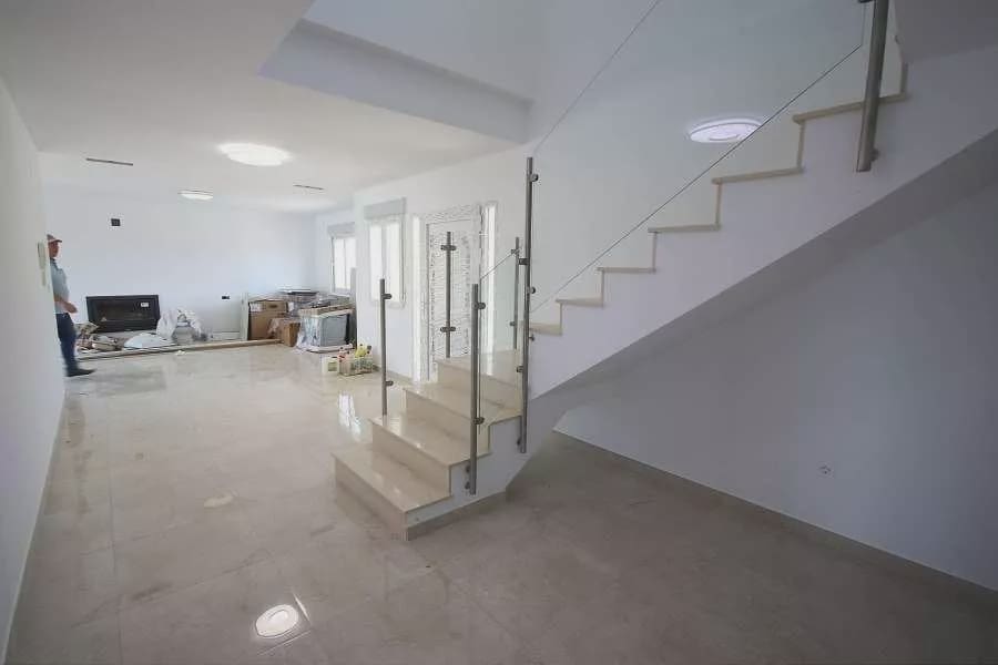 4 soveværelse Villa til salg i Pinoso med swimmingpool - € 491.000 (Ref: 9415757)